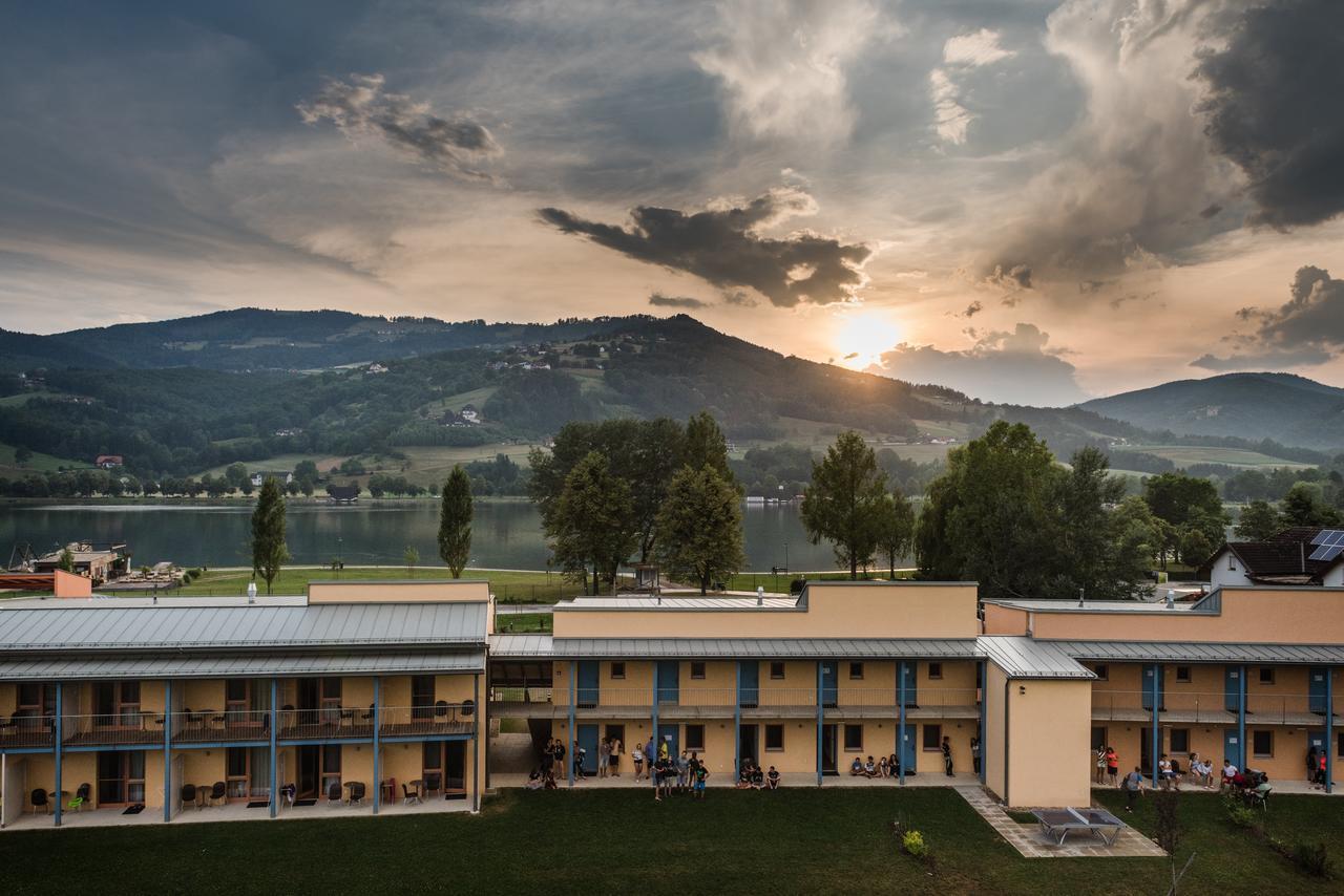 Jufa Hotel Stubenbergsee Exterior foto